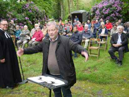 Himmelfahrt Gottesdienst am Mahnmal am Upschloot