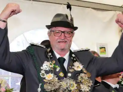 K&ouml;nig des Sch&uuml;tzenvereins Gro&szlig;enkneten: G&uuml;nther Behrens