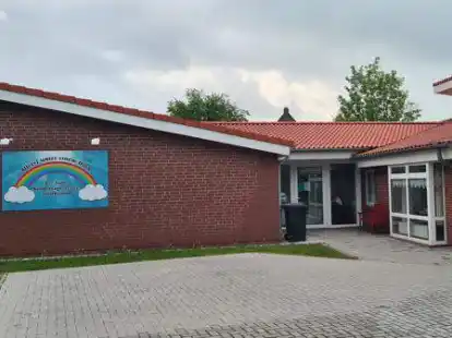 Die Gemeinde Butjadingen ben&ouml;tigt eine weitere Kindergartengruppe mit 25 Pl&auml;tzen. Derzeit wird gekl&auml;rt, wo sie unterkommen soll. Eine von vielen M&ouml;glichkeiten w&auml;re eine erneute Erweiterung des Kindergartens in Stollhamm.