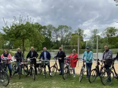 Machten sich vor Ort ein Bild: Mitglieder der CDU in Garrel