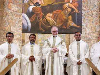 Feierten zusammen den Gottesdienst: Pater Jeneesh (von links), Pater Jenson, Pastor Dr. K&ouml;ltgen, Pater Rijo und Pater Dr. Biju Abraham