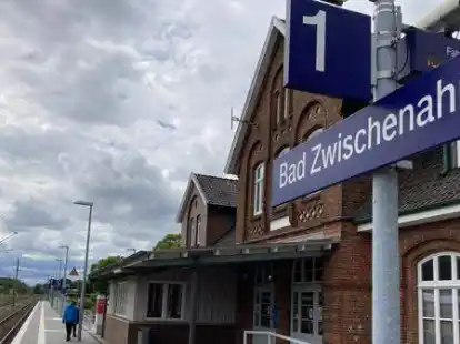 Hier kamen die gestrandeten Zugreisenden unter: am Bahnhof in Bad Zwischenahn.