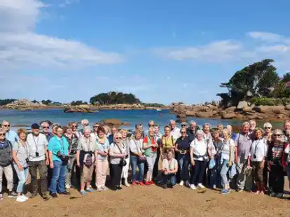 Stopp an der Blumenk&uuml;ste in der Normandie: die Mitglieder des Landfrauenvereins auf ihrer Frankreich-Fahrt.