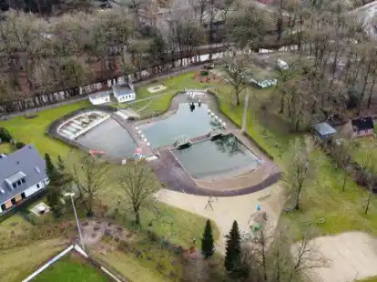 Hat bald wieder ge&ouml;ffnet: Das Naturbad in Hude.