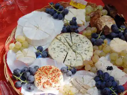 Auch ein K&auml;se- und Weinabend steht auf dem Programm der W&uuml;stinger Landfrauen.