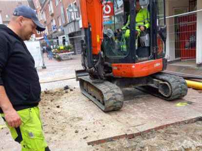 Bis zu &bdquo;Kind&ldquo; wird demn&auml;chst vor&uuml;bergehend der Baustellenzaun wieder abgebaut, erkl&auml;rte Thomas Schoolmann von der Firma Huchtmann.