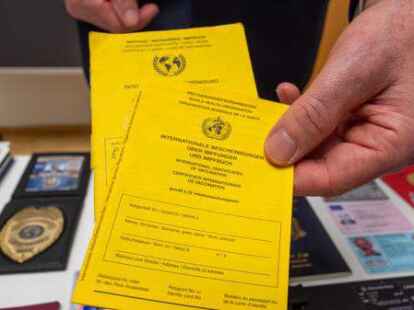 Gef&auml;lschte Impfp&auml;sse: Solche F&auml;lle gab es auch in Ostfriesland.