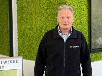 Muss derzeit viele Fragen beantworten: Wolfgang Siefkens vom Kundenzentrum der Stadtwerke.