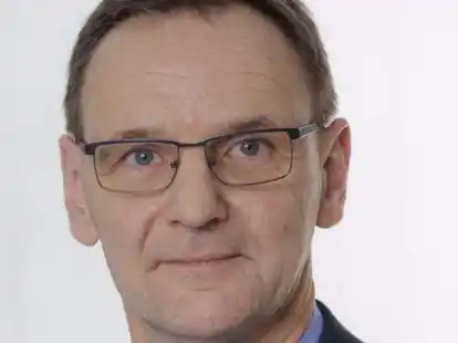 &bdquo;Wir bekommen diese Stellen leider nicht besetzt&ldquo;: Dieter Krott, Gesch&auml;ftsf&uuml;hrer der KVN Bezirksstelle Aurich.