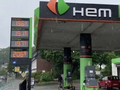 Die Preise an der Hem-Tankstelle am Huntetor in Wildeshausen am 1. Juni um etwa 12.30 Uhr.