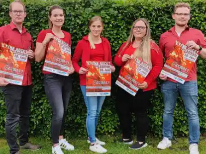 Sie freuen sich endlich wieder abzurocken (von links): Daniel Tepe, Justina Sibum, Jennifer Sibum, Anna Blum und Florian Wienhold. Es fehlt Steffen Sibum.