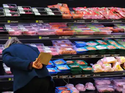 Das Angebot im Supermarkt ist gro&szlig;: Mit jeder Kaufentscheidung beeinflusst der Kunde auch das Angebot, meint der Ern&auml;hrungsrat.