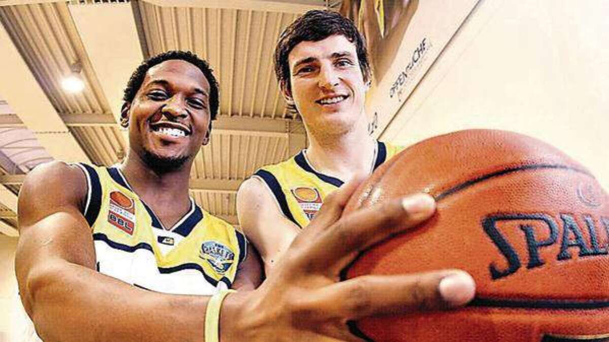 Daniel Strauch über Rickey Paulding von EWE Baskets Oldenburg