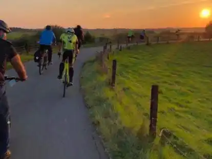 Auf Tour durch die Natur: Der ADFC Wiefelstede will seine Aktivit&auml;ten wieder verst&auml;rken. Dazu l&auml;dt der Verein zu einem Austausch ein, bei dem auch &uuml;ber m&ouml;gliche Radtourenangebote gesprochen werden soll.