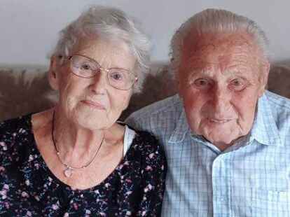 Seit 70 Jahren verheiratet: Lisbeth und Karl Reese aus Nordenham.