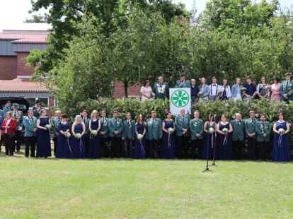 Die Sch&uuml;tzenbruderschaft Markhausen inthronisiert am Sonntag, 12. Juni 2022 ihr neues Kaiserpaar und die Kinderk&ouml;nige.