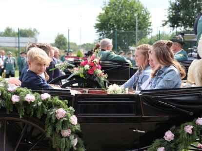 Die Sch&uuml;tzenbruderschaft Markhausen inthronisiert am Sonntag, 12. Juni 2022 ihr neues Kaiserpaar und die Kinderk&ouml;nige.