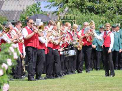 Die Sch&uuml;tzenbruderschaft Markhausen inthronisiert am Sonntag, 12. Juni 2022 ihr neues Kaiserpaar und die Kinderk&ouml;nige.