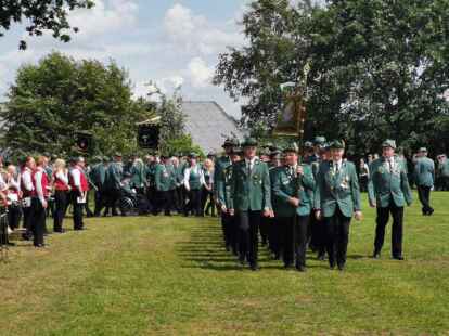 Die Sch&uuml;tzenbruderschaft Markhausen inthronisiert am Sonntag, 12. Juni 2022 ihr neues Kaiserpaar und die Kinderk&ouml;nige.