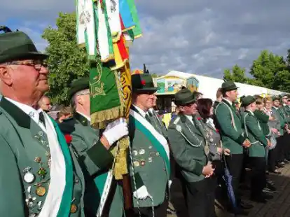 Der Sch&uuml;tzenverein Bookholzberg feiert 2022 sein 125-j&auml;hriges Bestehen. Vor dem zweit&auml;gigen Spektakel im Juli sind Betriebe, Clubs und Vereine zum Firmenschie&szlig;en aufgerufen.