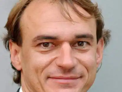 Der Papst-Biograf Andreas Englisch kommt nach Brake.