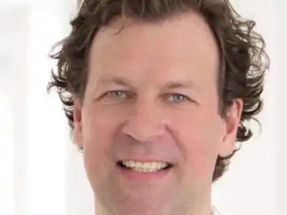 Dr. Philipp Werner ist Chefarzt der Klinik f&uuml;r Orthop&auml;die und Unfallchirurgie sowie des Endoprothetik-Zentrums am Krankenhaus Johanneum.