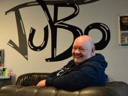 Holger Heimbeck ist kommissarischer Leiter des Jugendzentrums Bockhorn. Der Aus- und Weiterbildungsp&auml;dagoge m&ouml;chte unter anderem Musik- und Theaterprojekte f&uuml;r Jugendliche anbieten.