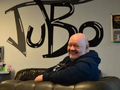 Holger Heimbeck ist kommissarischer Leiter des Jugendzentrums Bockhorn. Der Aus- und Weiterbildungsp&auml;dagoge m&ouml;chte unter anderem Musik- und Theaterprojekte f&uuml;r Jugendliche anbieten.