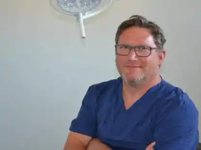 Hat sich den Wunsch nach einer eigenen Praxis erf&uuml;llt: Dr. Ralph Wallinger aus Berne.