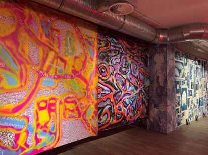 Bis zum 26. Juni ge&ouml;ffnet: Die Ausstellung &bdquo;re:claim&ldquo; an der Achternsta&szlig;e in Oldenburg, hier mit Werken von Lars R&ouml;per und  Timo Willen.