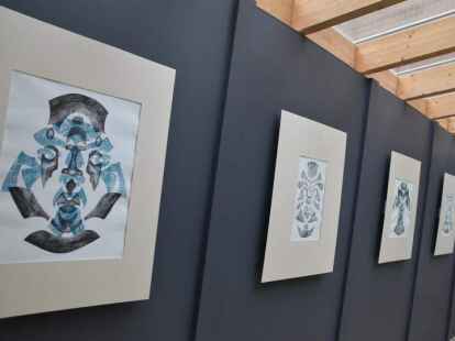 Werden ebenfalls gezeigt: Abdr&uuml;cke der Masken der griechischen K&uuml;nstlerin Niovi Boliaki.