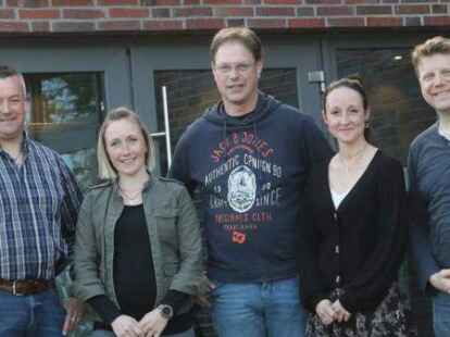 Der Vorstand mit (von links) Benjamin Saathoff, Birte Klostermann, Carsten Harms-Hermann, Daniela Reinhardt und Timo Diers