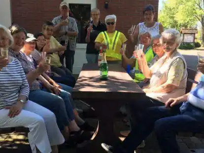 Auf 3000 Schritte: die Teilnehmerinnen und Teilnehmer des Bewegungsangebots