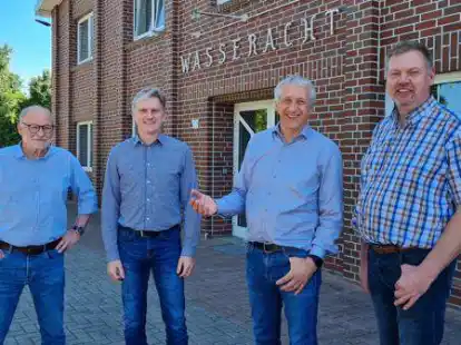 Sie freuen sich auf den 100. Geburtstag der Friesoyther Wasseracht (von links): Martin Pille, Ludger Tholen, Martin Windhaus und Norbert Schulte.