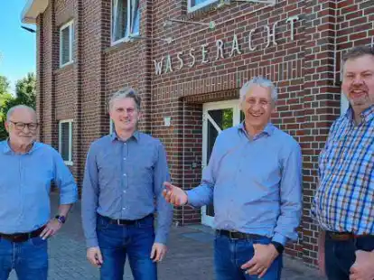 Sie freuen sich auf den 100. Geburtstag der Friesoyther Wasseracht (von links): Martin Pille, Ludger Tholen, Martin Windhaus und Norbert Schulte.