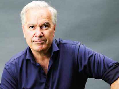 Beim Edewechter Marktsommer dabei: Der Musiker Stefan Gwildis steht mitsamt Quartett auf der B&uuml;hne.