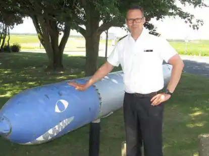 Leutnant zur See Carsten Kr&ouml;ger ist  neuer Einsatzoffizier der &bdquo;T&uuml;rme&ldquo; in Ramsloh und vertritt den Dienststellenleiter.