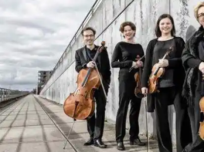 Das &bdquo;&Uuml;berseequartett&ldquo; (von links) Benjamin Stiehl, Claudia Schmid-Heise, Zuzana Schmitz-Kulanova und Barbara Linke-Holicka gibt am 30. Juni ein Sonderkonzert in der Braker Friedrichskirche.