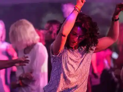 Gelungener Abend: 2500 G&auml;ste feierten im Park der G&auml;rten