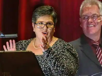 das Wilhelmshavener Gesangs-Duo &bdquo;Friends in Concert&ldquo; mit der Operns&auml;ngerin Birgit Brodisch und dem Tanz- und Kirchenmusiker Freddy Hinrichs