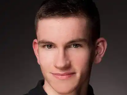 F&uuml;hrt ab sofort den Kreisverband der JuLis Ems-Jade: der 19-j&auml;hrige Friedeburger Thies L&uuml;bben.