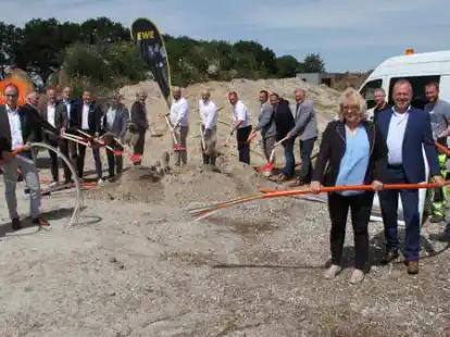 Zum symbolischen Spatenstich trafen ich die Verantwortlichen in Lastrup.