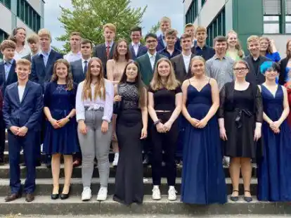 Vier Klassen wurden verabschiedet. Das Bild zeigt die Klasse 10Rb.