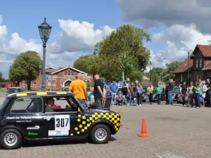So &auml;hnlich wie bei diesem Minislalom 2018  soll es am Sonntag vor dem Rathaus in Rodenkirchen wieder werden.