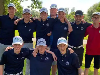 Fahren als Landes-Mannschaftsmeister zu den Deutschen Meisterschaften: die Jugendgolfer des Oldenburgischen Golfclubs.