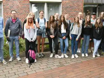 Der Ehrenamtsspaziergang f&uuml;hrte die Sch&uuml;lerinnen und Sch&uuml;ler des Gymnasiums Wildeshausen unter anderem zum Alexanderstift.