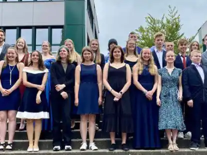 Die Klasse 10Ga (Klassenlehrer Peter Seiffert) wurde an der Peter-Ustinov-Schule feierlich verabschiedet.