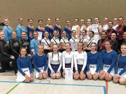 Von ihrer besten Seite zeigten sich die OTB-Gruppen beim Auftritt in eigener Halle.