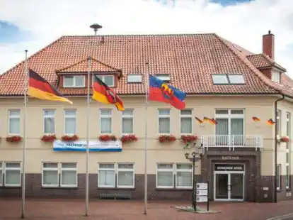 Das Rathaus in Apen: Hier finden viele Fachausschusssitzungen des Aper Gemeinderates statt.