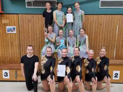 Zwei Gold-Formationen: Die Kindergruppe &bdquo;Aurelia&ldquo; sicherte sich wie die Formation &bdquo;Ephemera&ldquo; in der Klasse 30+ den ersten Platz.